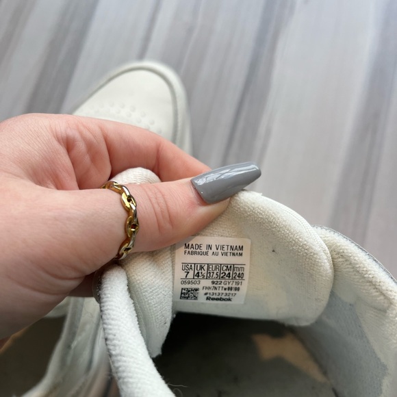 White & Blue Reeboks - Picture 5 of 5